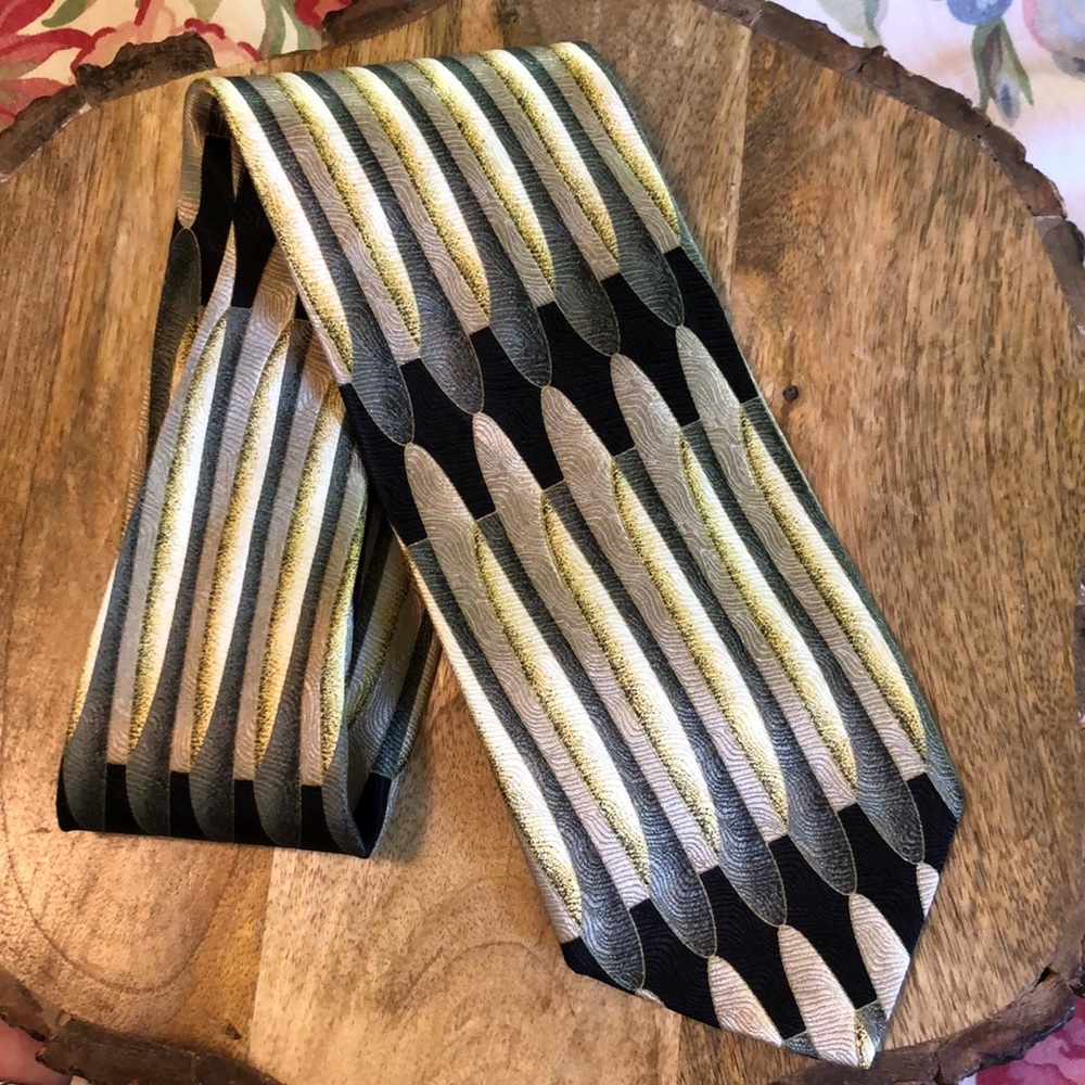 Vintage GIORGIO MORESCHI Italian Made Silk Geometric oblong Disc Stripe Luxe